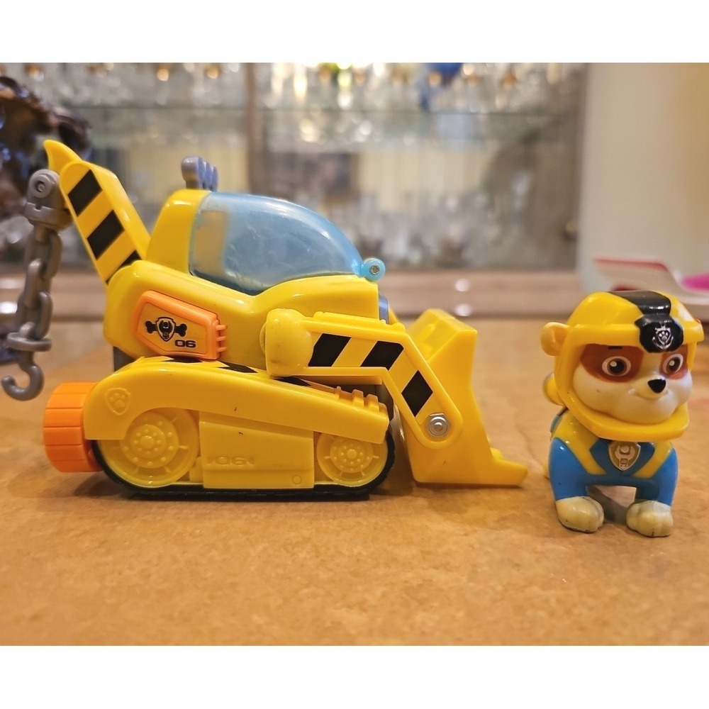 Paw Patrol Sea Patrol Rubble Transforming Bulldozer Vehicle & Figure Set 06